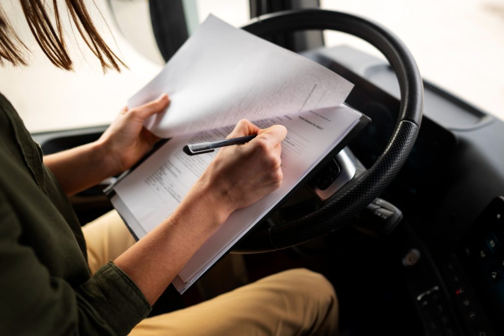 Planejamento tributário para cooperativas de transporte reduza riscos fiscais